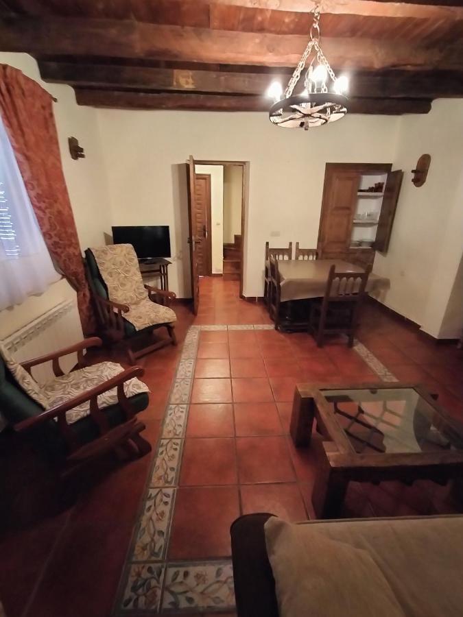 Don Camino Low Cost Villalcazar de Sirga Bagian luar foto