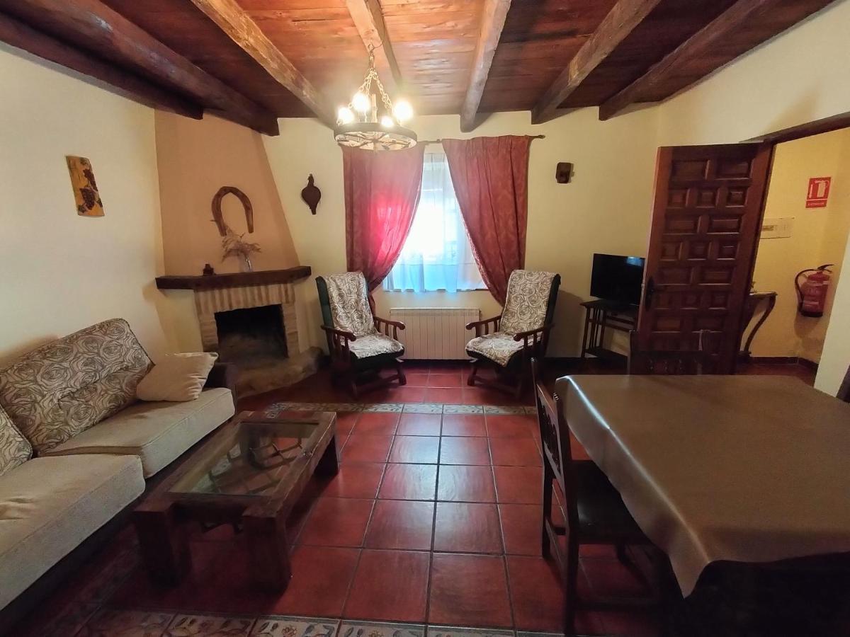 Don Camino Low Cost Villalcazar de Sirga Bagian luar foto